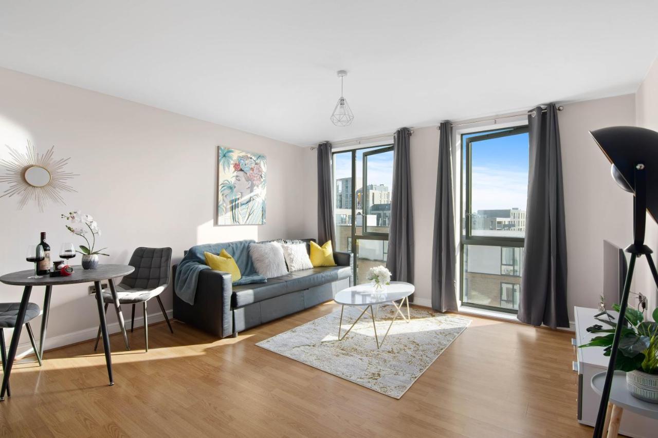 Spacious & Cosy, Netflix, Parking, Colindale Station เฮนดอน ภายนอก รูปภาพ