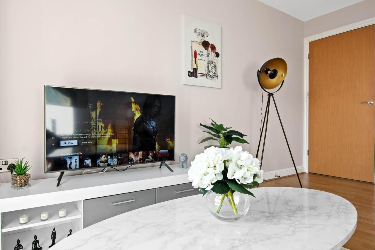 Spacious & Cosy, Netflix, Parking, Colindale Station เฮนดอน ภายนอก รูปภาพ