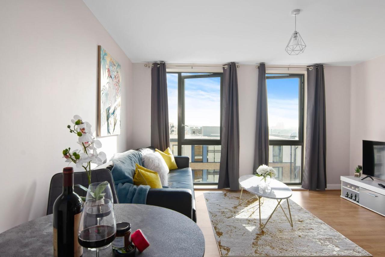 Spacious & Cosy, Netflix, Parking, Colindale Station เฮนดอน ภายนอก รูปภาพ